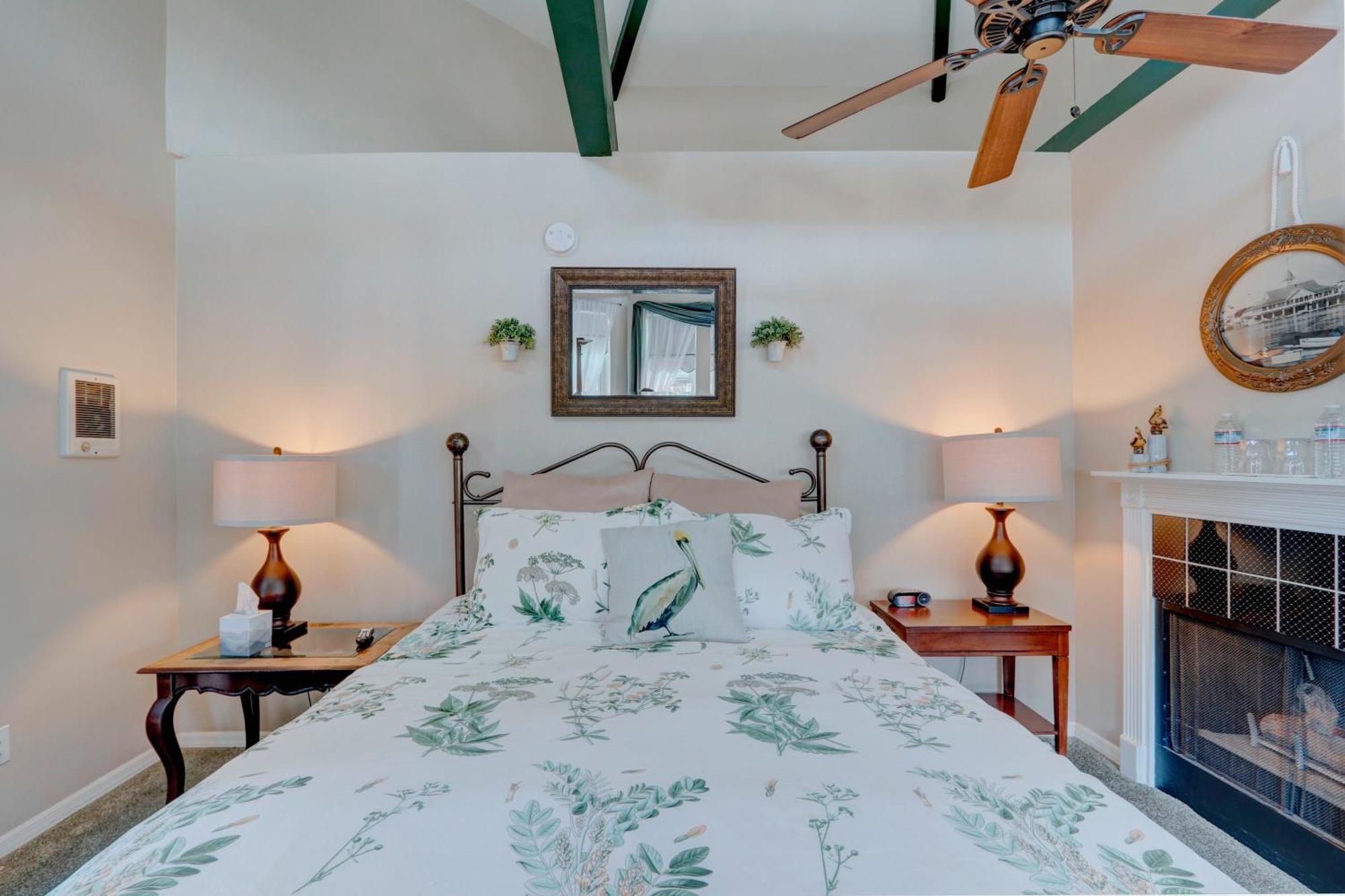 Pelican Cove Inn Carlsbad Exterior foto